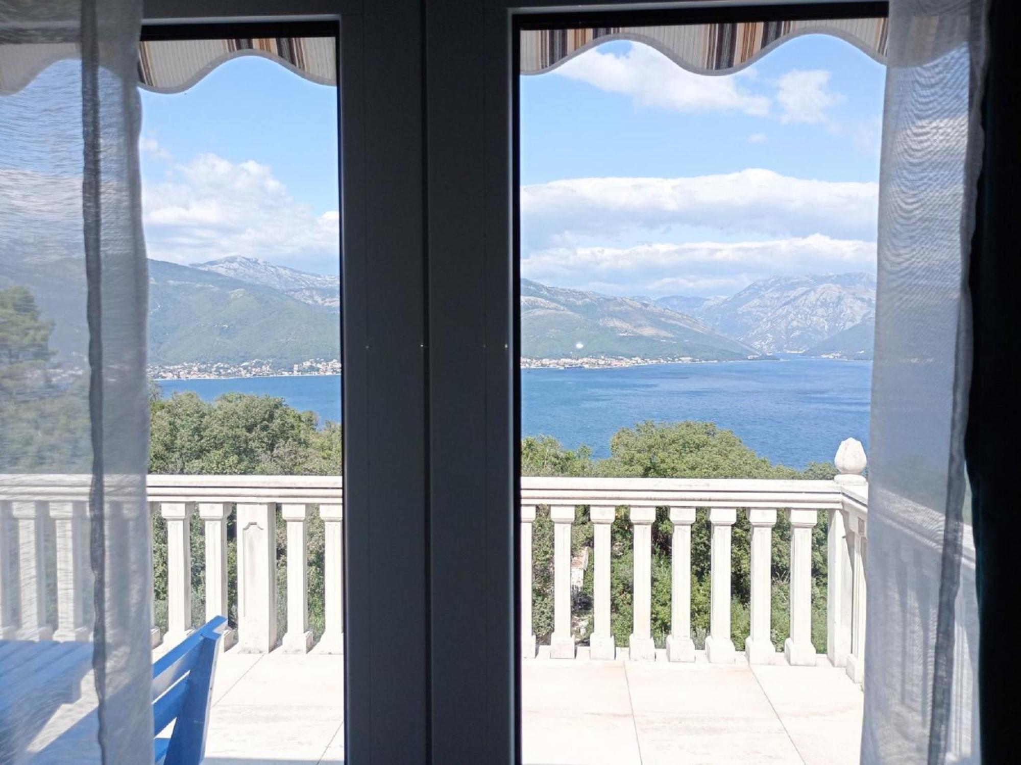 Apartments Vidikovac Tivat Exterior photo